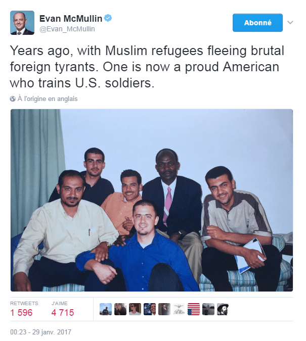Traduction: Il y a plusieurs années, avec des réfugiés musulmans qui ont fui des tyrans étrangers. L'un d'entre eux est aujourd'hui un fier américain qui entraîne des soldats.