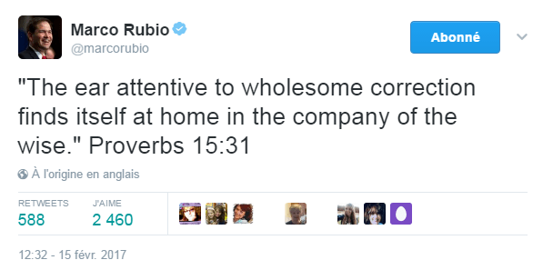 Traduction: Une oreille attentive à une correction saine se retrouve chez lui en compagnie du sage.